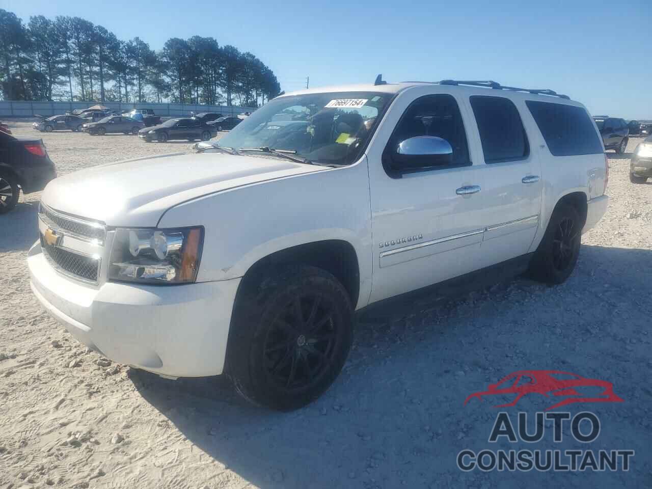 CHEVROLET SUBURBAN 2014 - 1GNSCKE02ER105377