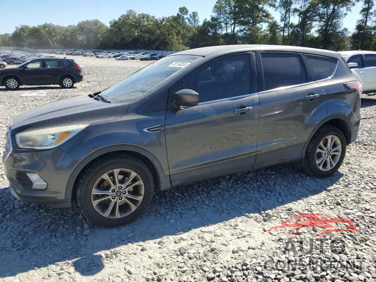 FORD ESCAPE 2017 - 1FMCU0GD1HUA62257
