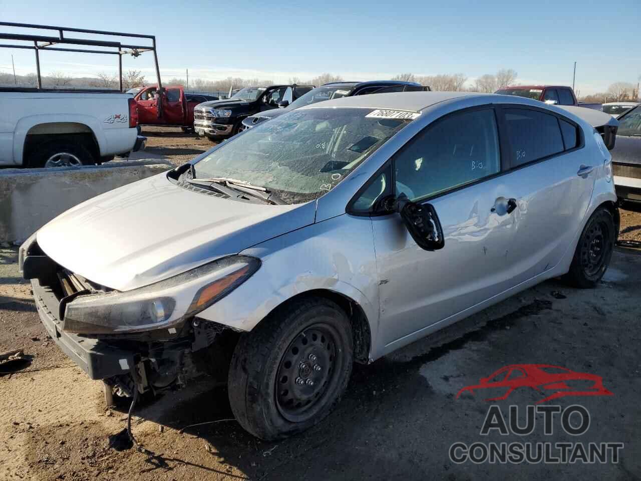 KIA FORTE 2018 - 3KPFK4A77JE220333