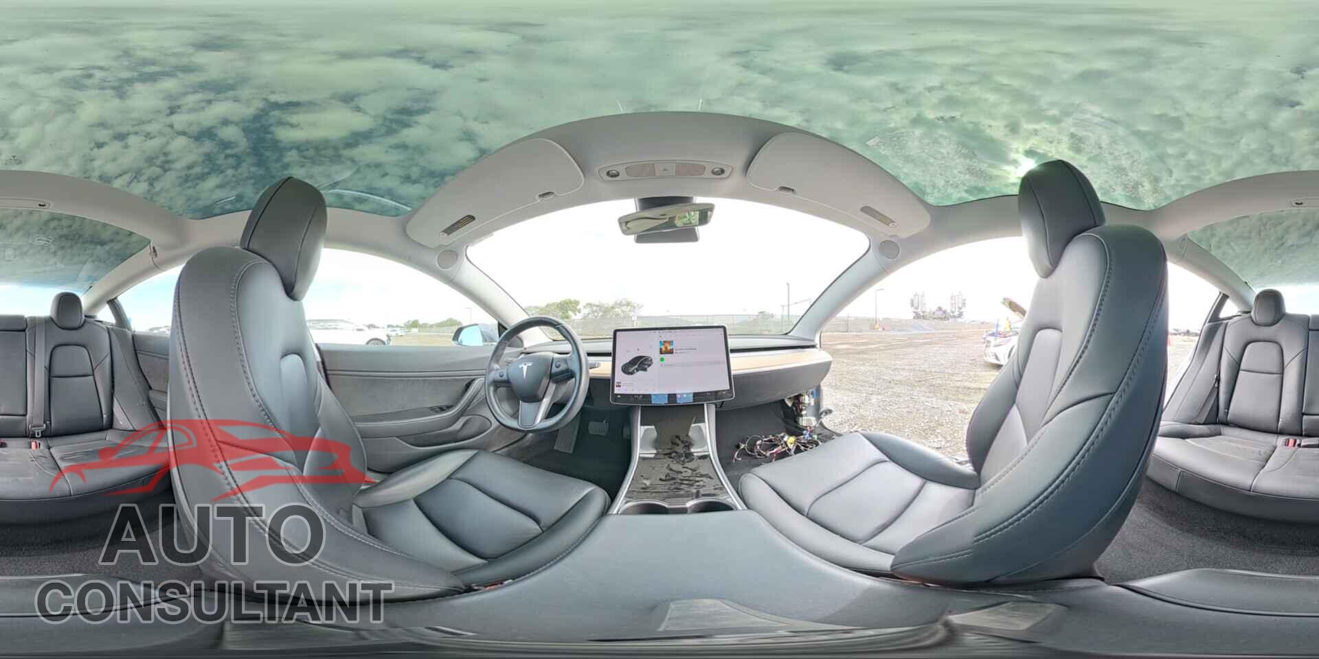 TESLA MODEL 3 2018 - 5YJ3E1EA9JF024127
