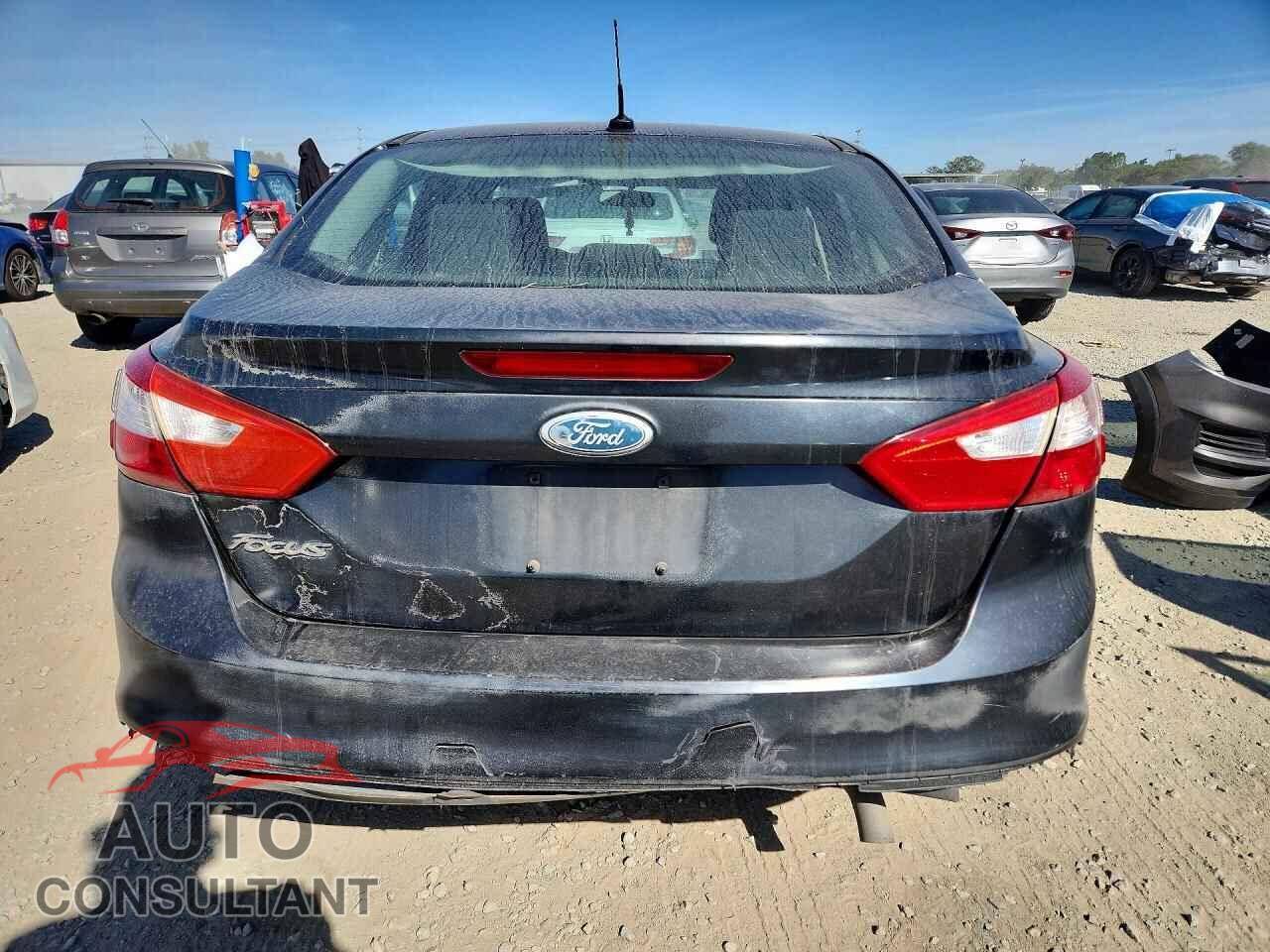 FORD FOCUS 2012 - 1FAHP3E20CL131240