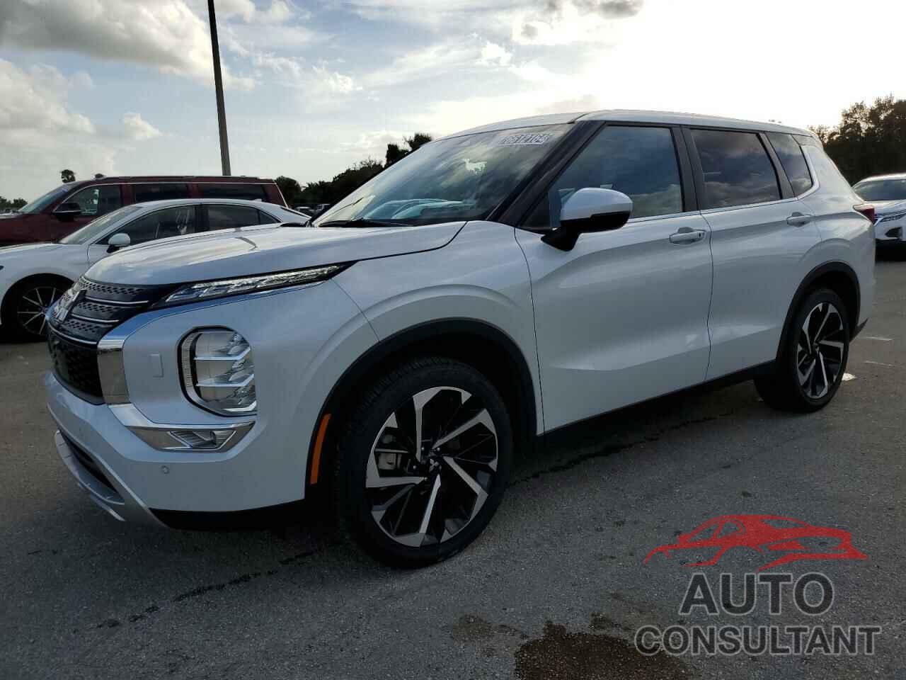 MITSUBISHI OUTLANDER 2024 - JA4J4VA87RZ032084