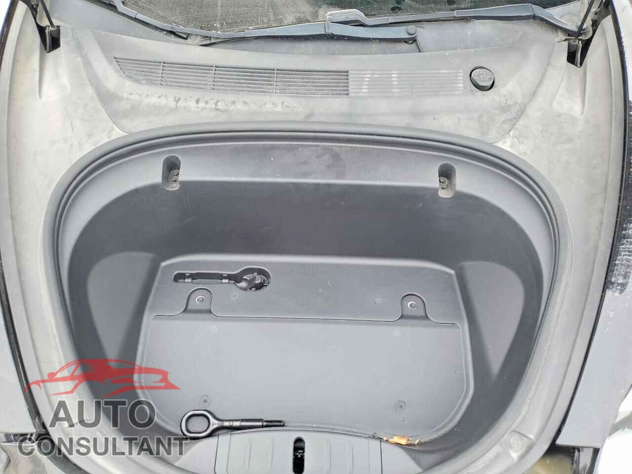 TESLA MODEL 3 2020 - 5YJ3E1EA2LF611241