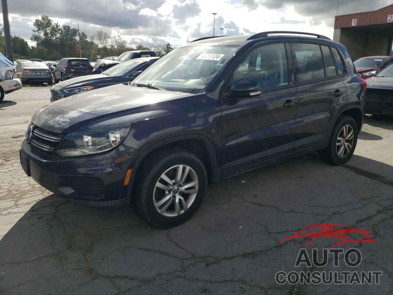 VOLKSWAGEN TIGUAN 2016 - WVGAV7AX1GW588360