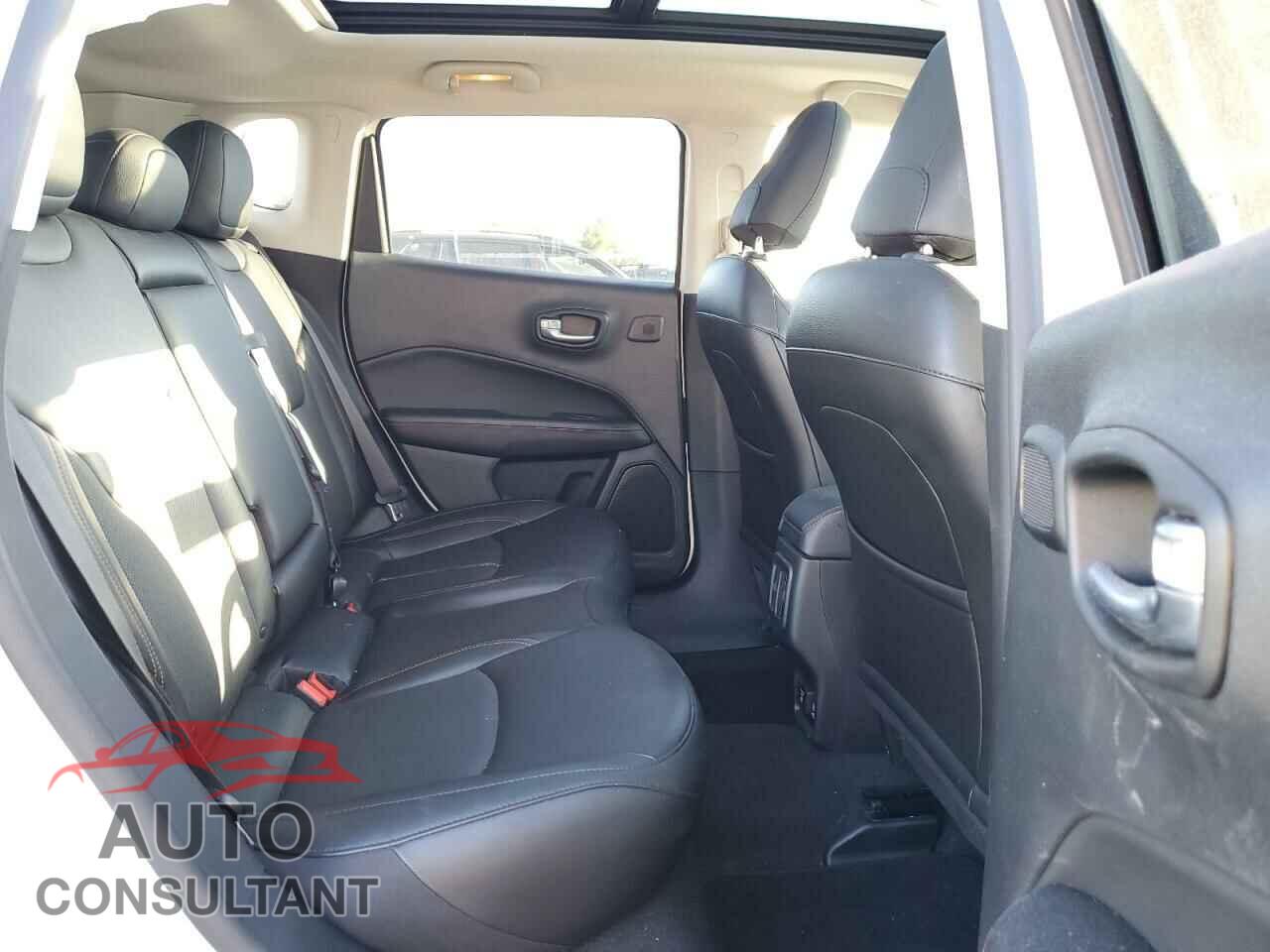 JEEP COMPASS 2021 - 3C4NJDCB2MT537811