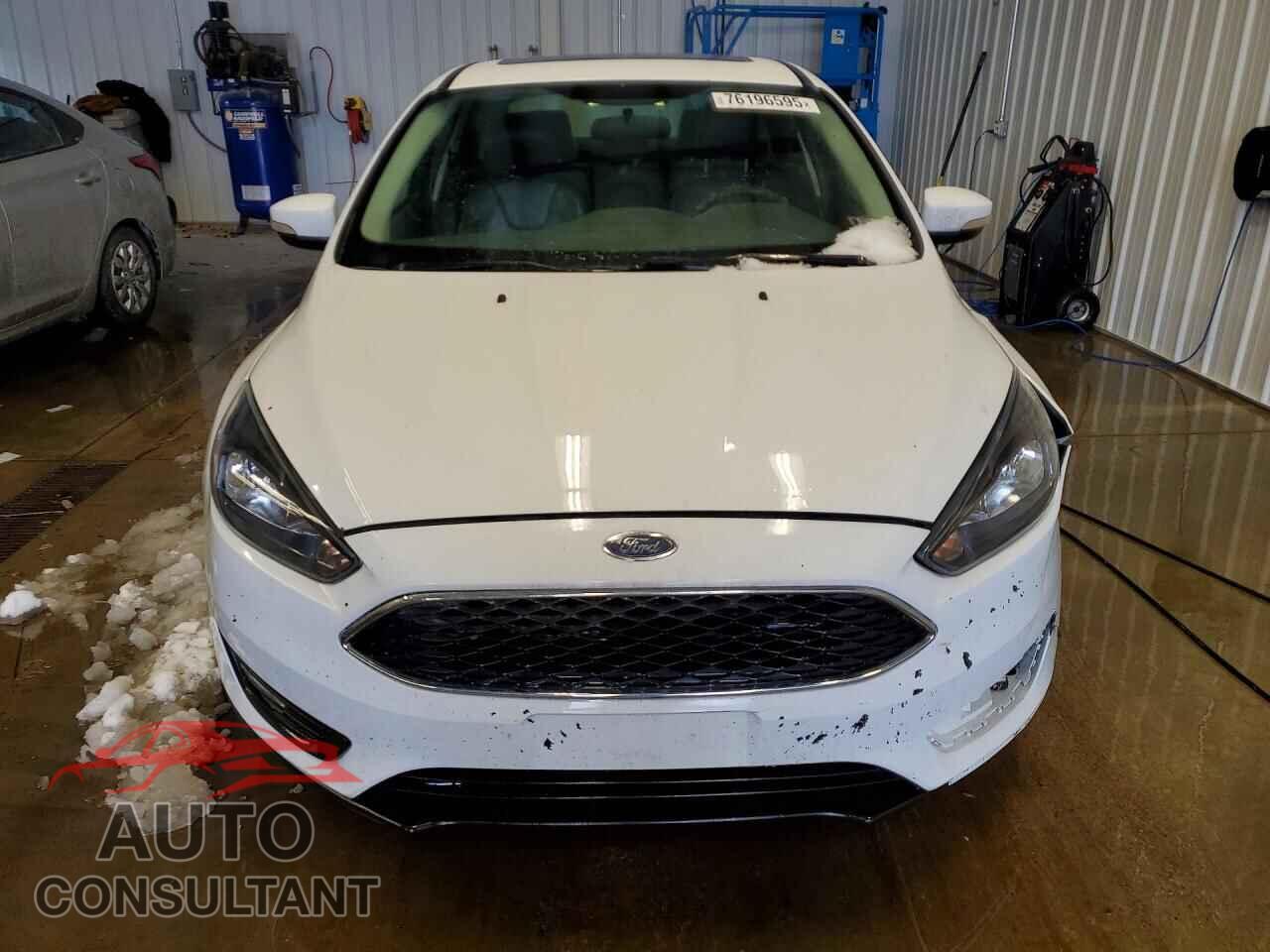 FORD FOCUS 2016 - 1FADP3F28GL314372
