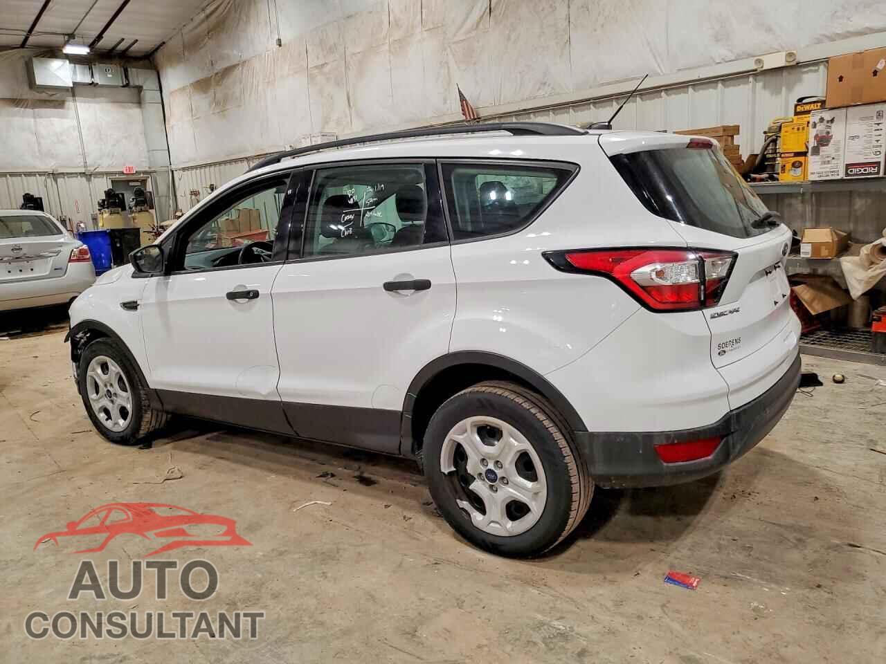 FORD ESCAPE 2017 - 1FMCU0F71HUC45170
