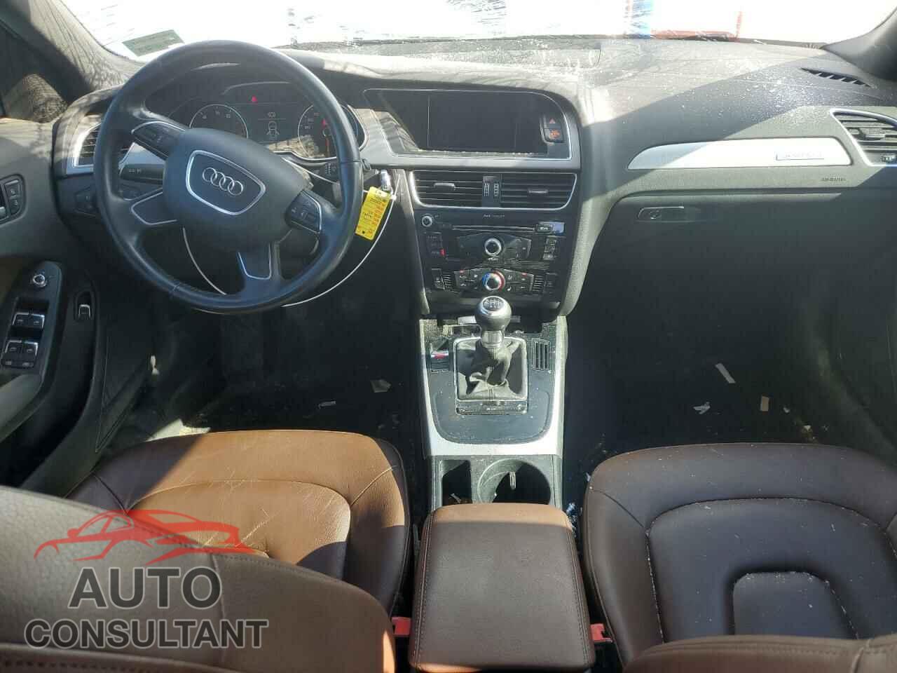 AUDI A4 2014 - WAUDFAFL8EN024951