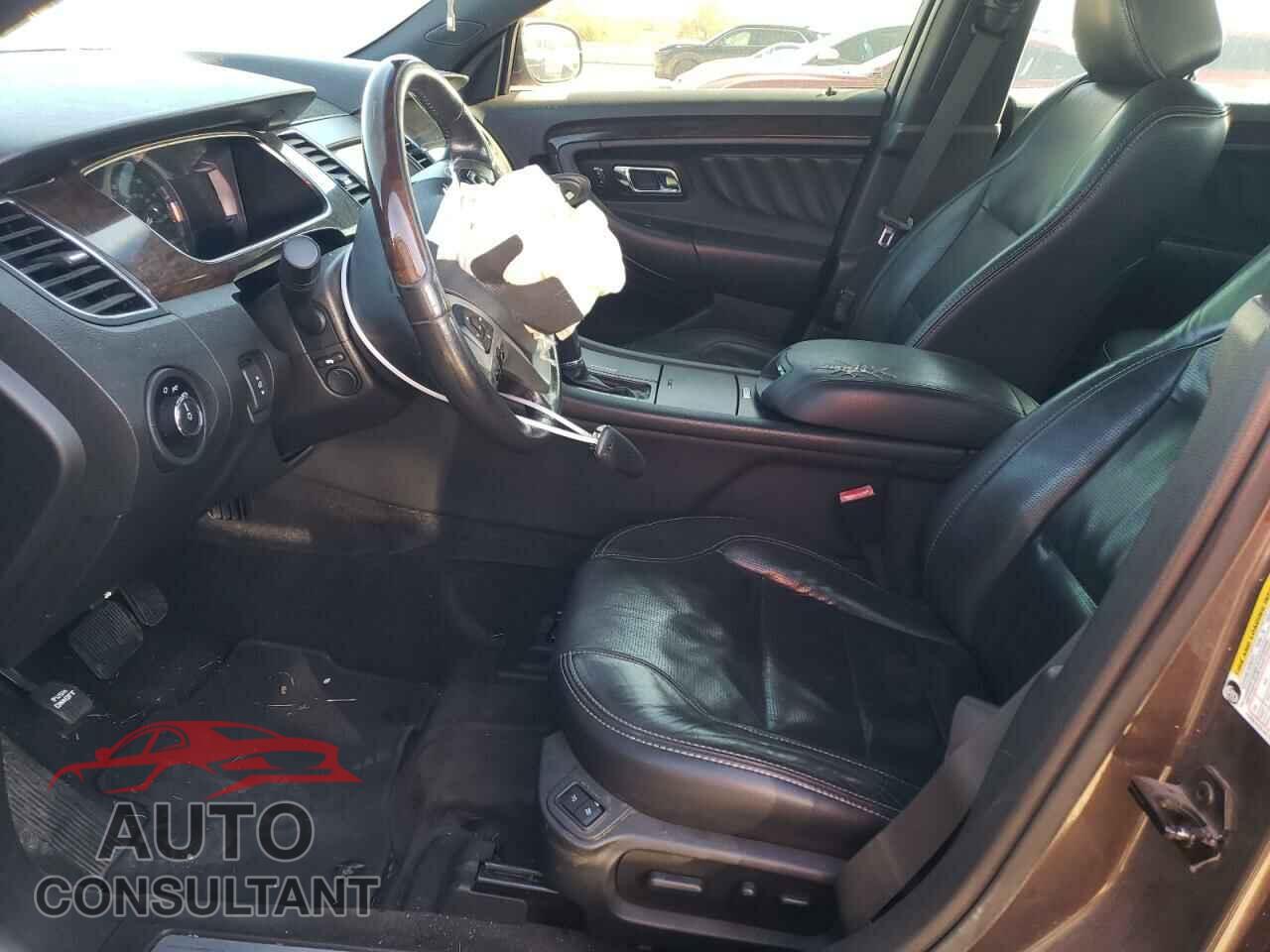 FORD TAURUS 2016 - 1FAHP2F82GG105010