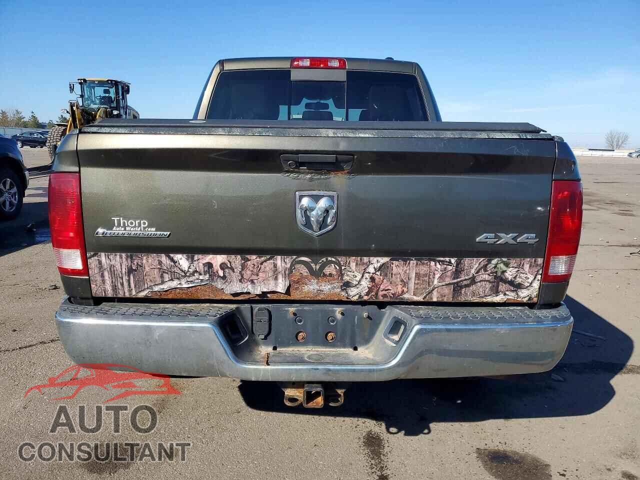 DODGE RAM 1500 2012 - 1C6RD7LT8CS177227