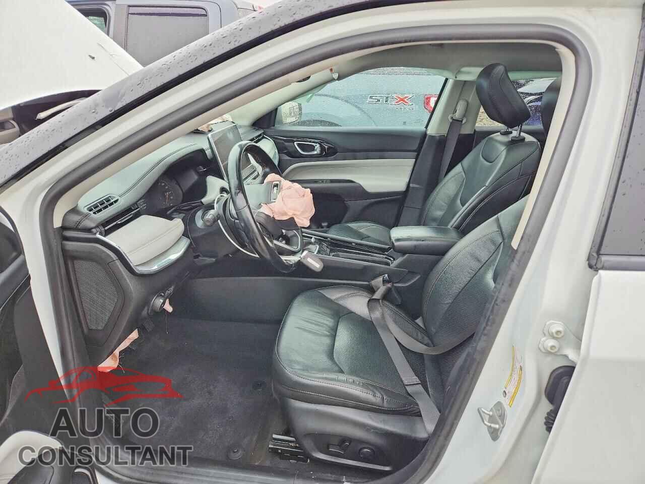 JEEP COMPASS 2022 - 3C4NJDCB2NT159846