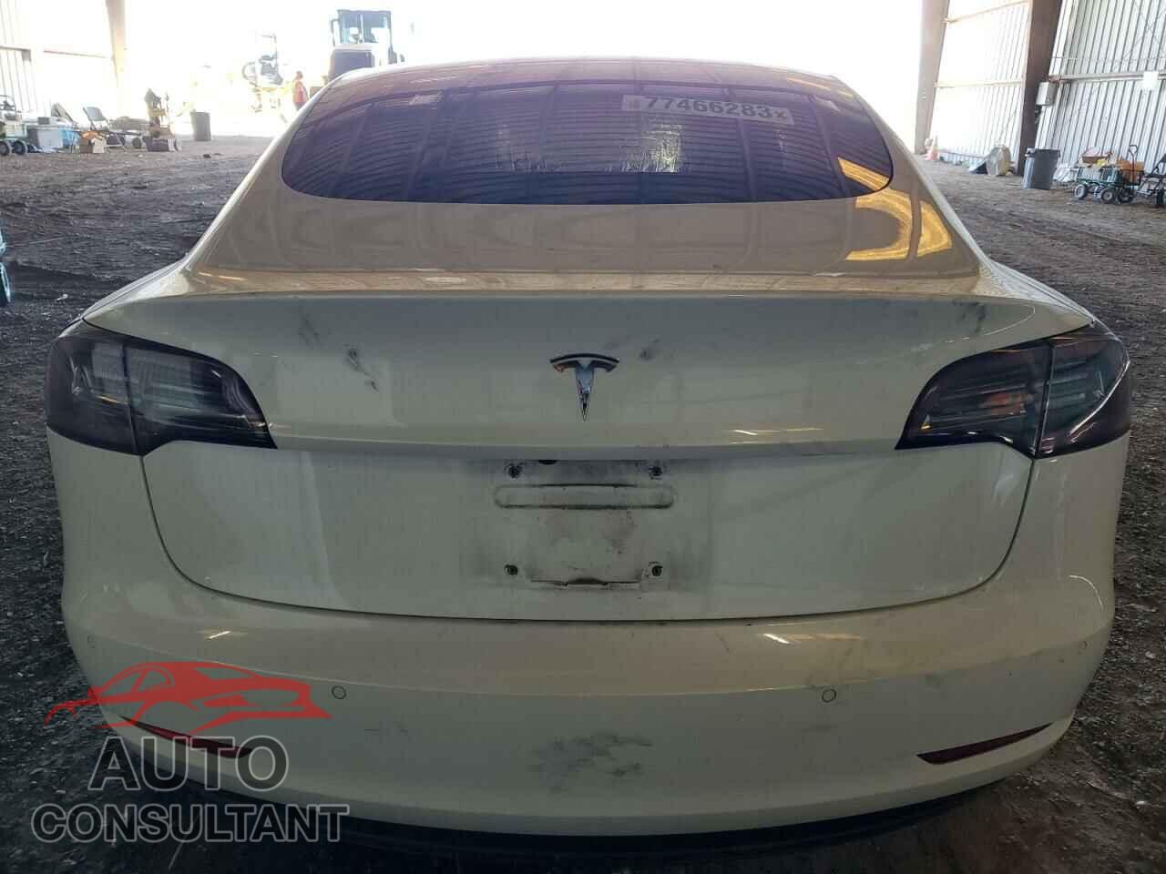 TESLA MODEL 3 2018 - 5YJ3E1EA2JF040363