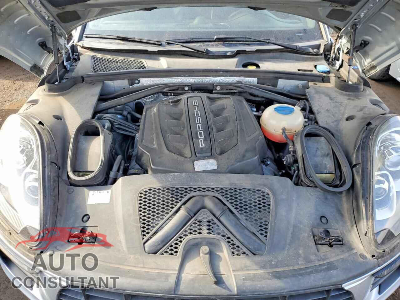 PORSCHE MACAN 2016 - WP1AB2A52GLB45973