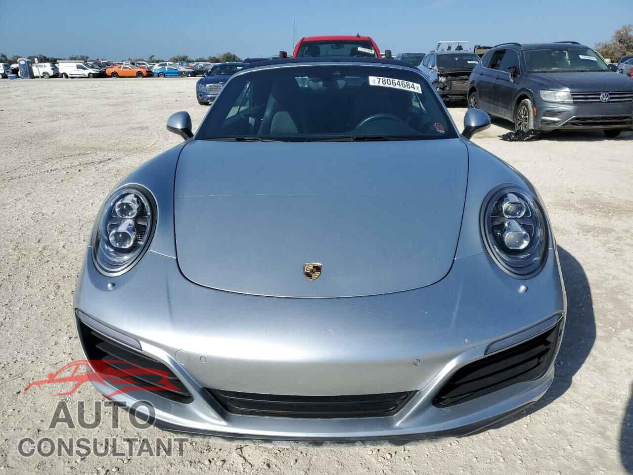 PORSCHE 911 2017 - WP0CB2A95HS154123