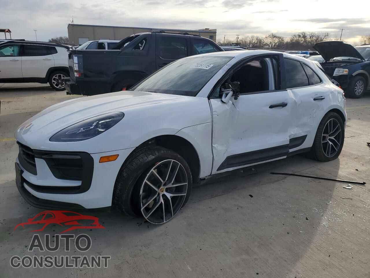 PORSCHE MACAN 2022 - WP1AA2A59NLB04434