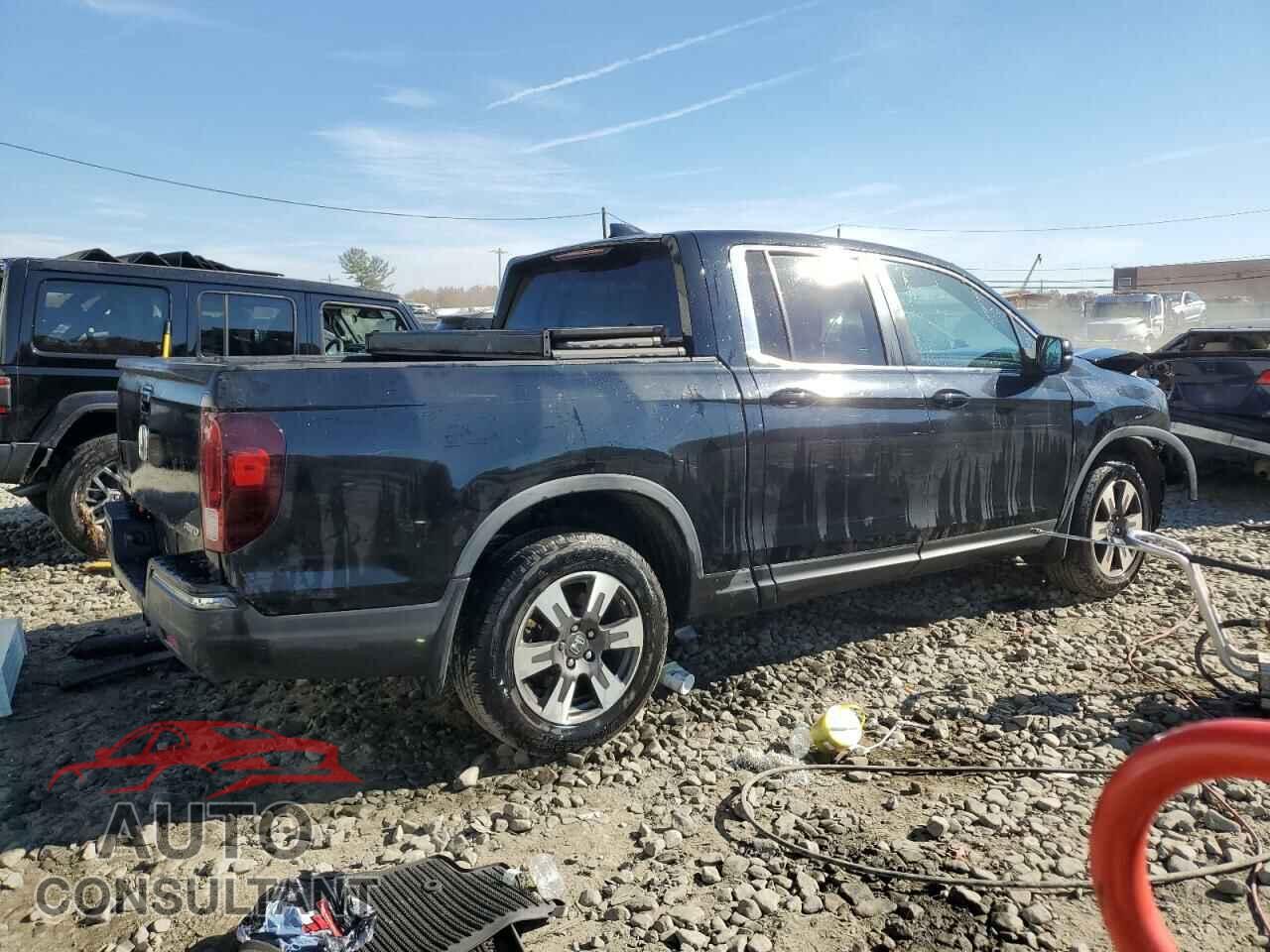HONDA RIDGELINE 2017 - 5FPYK3F56HB012904
