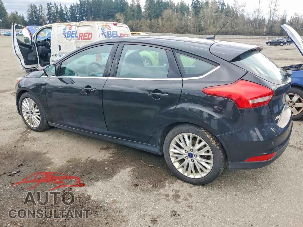FORD FOCUS 2015 - 1FADP3N21FL262244