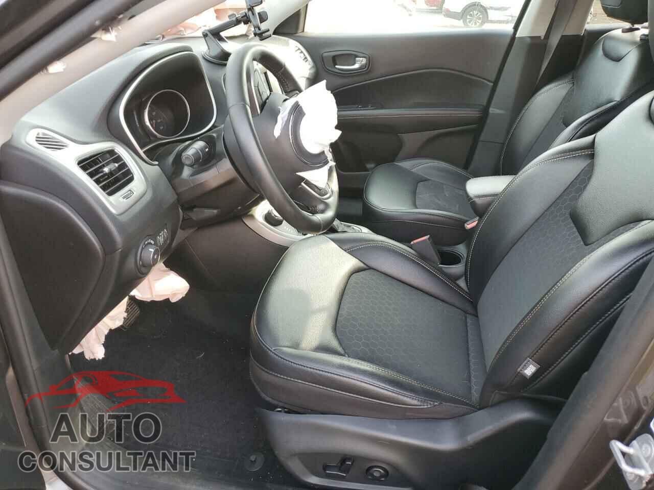 JEEP COMPASS 2019 - 3C4NJDBB3KT786729