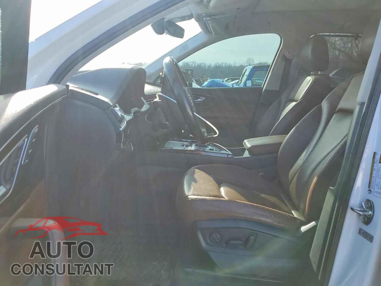 AUDI Q7 2017 - WA1LAAF7XHD032103