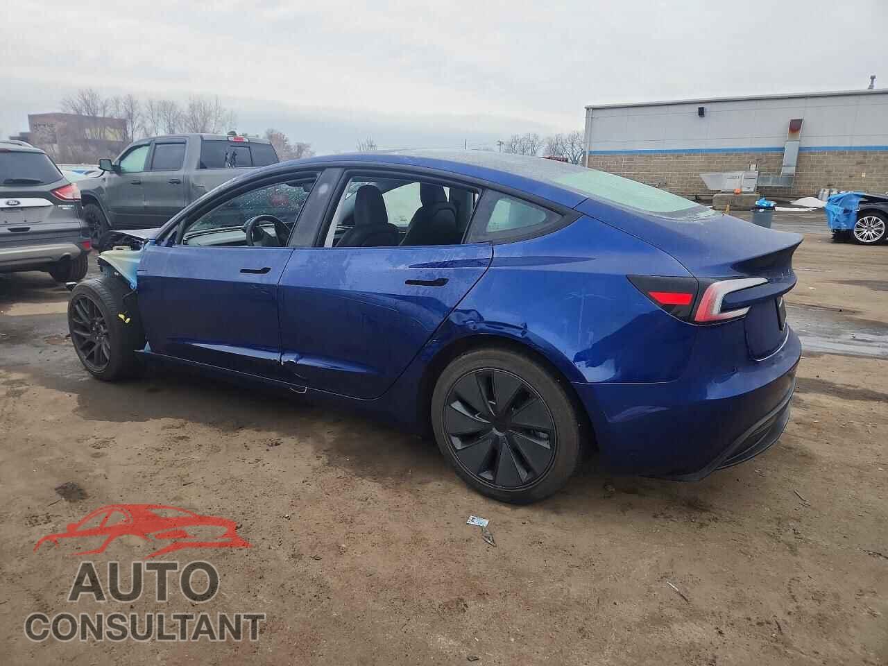 TESLA MODEL 3 2024 - 5YJ3E1EB8RF795585