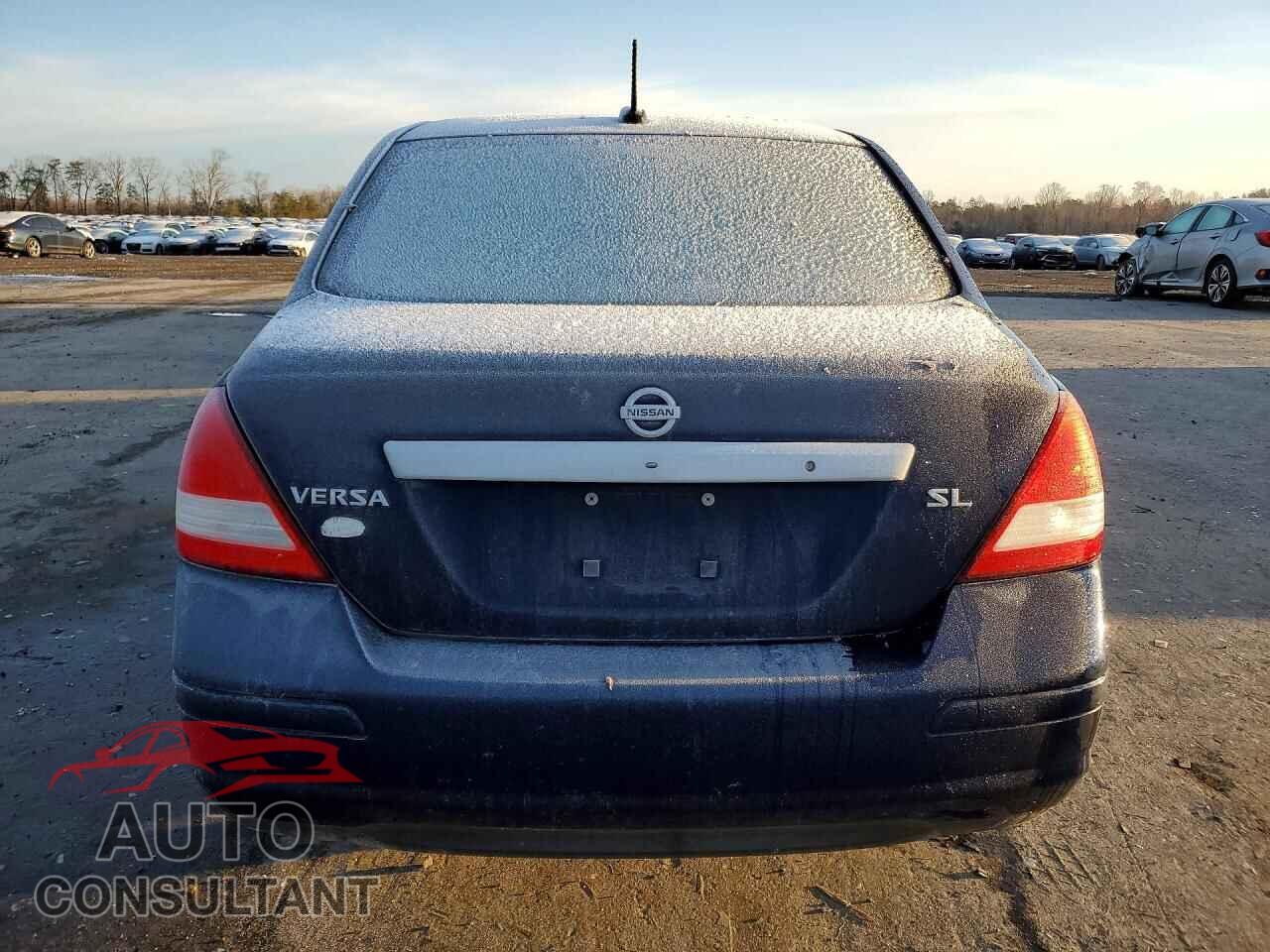 NISSAN VERSA 2011 - 3N1BC1AP8BL362829