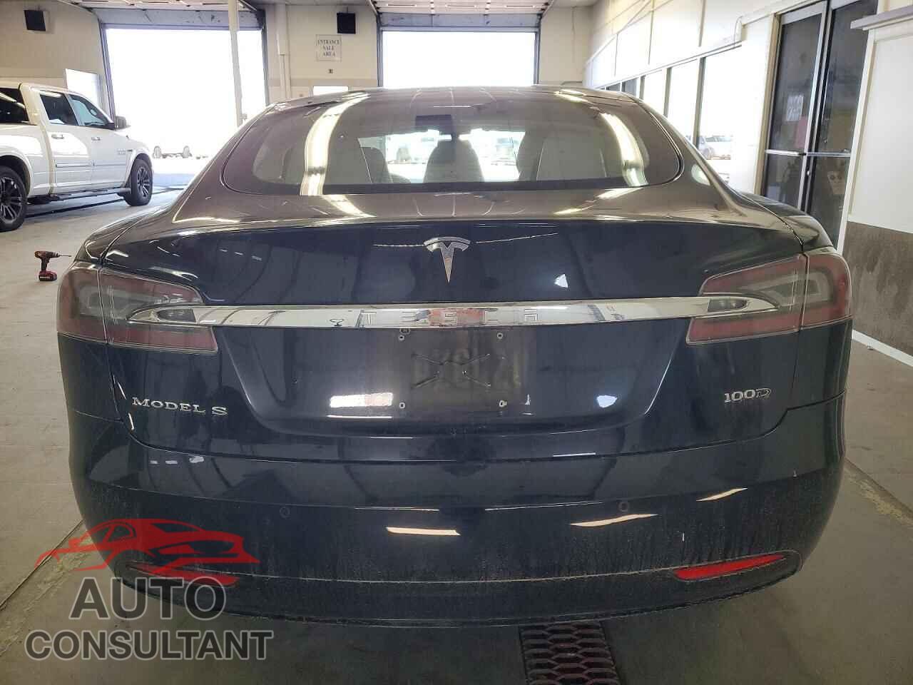 TESLA MODEL S 2017 - 5YJSA1E27HF217211