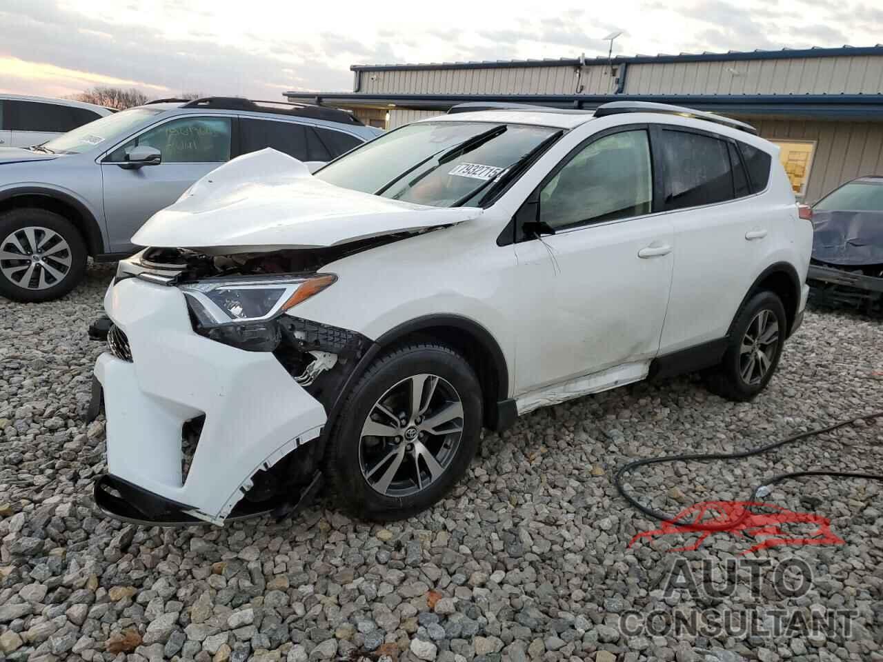 TOYOTA RAV4 2018 - JTMRFREV4JD223053