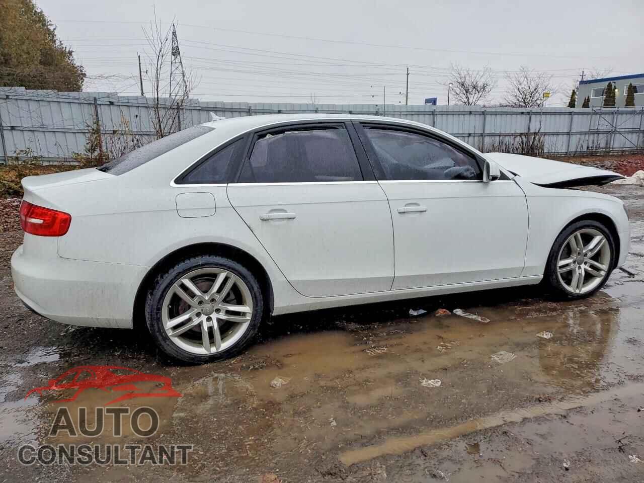 AUDI A4 2013 - WAUFFCFL7DN040464