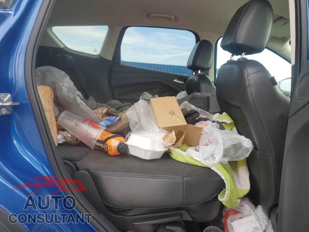 FORD ESCAPE 2017 - 1FMCU0JD7HUC99506