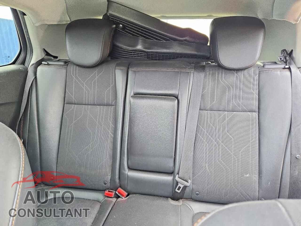 CHEVROLET TRAX 2019 - 3GNCJPSB3KL270130