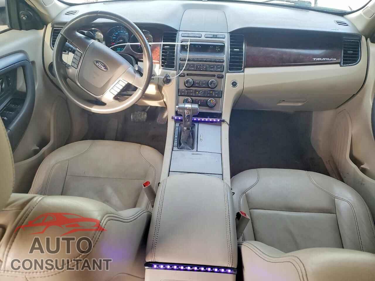 FORD TAURUS 2010 - 1FAHP2EW9AG129506