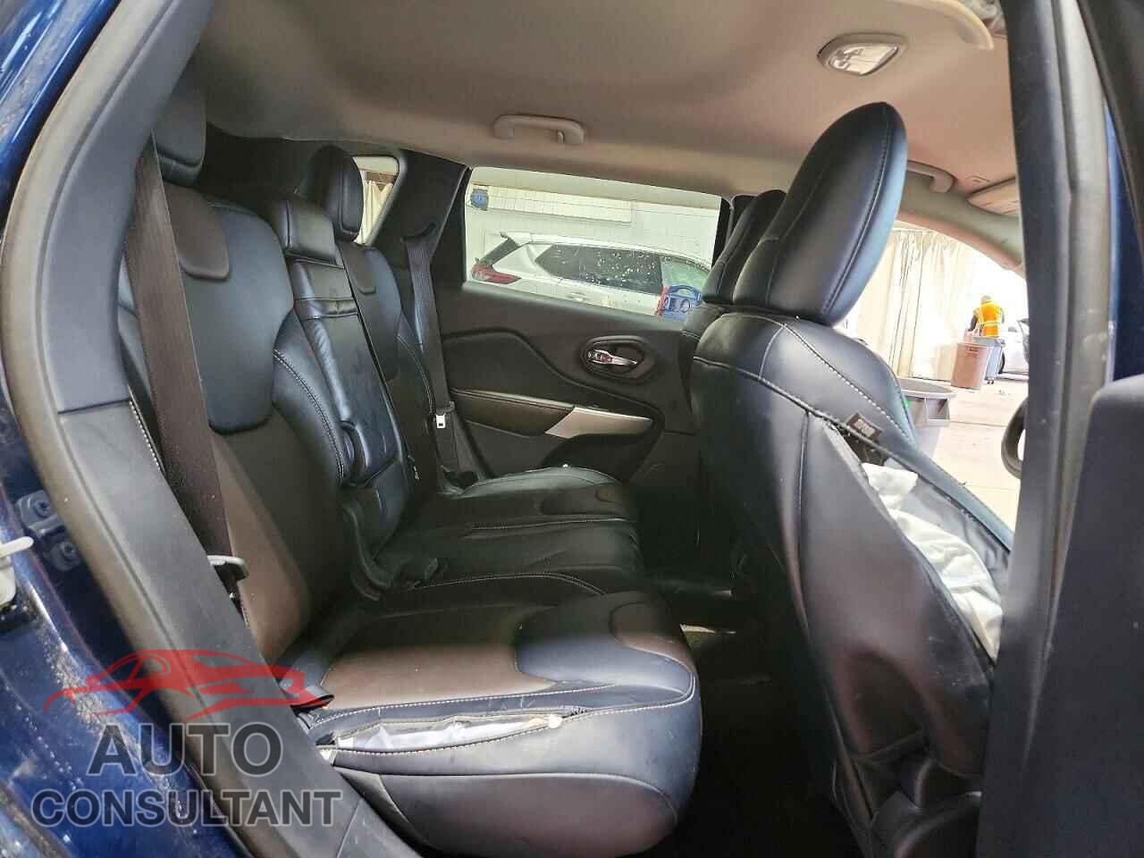 JEEP CHEROKEE 2018 - 1C4PJMDB8JD608888