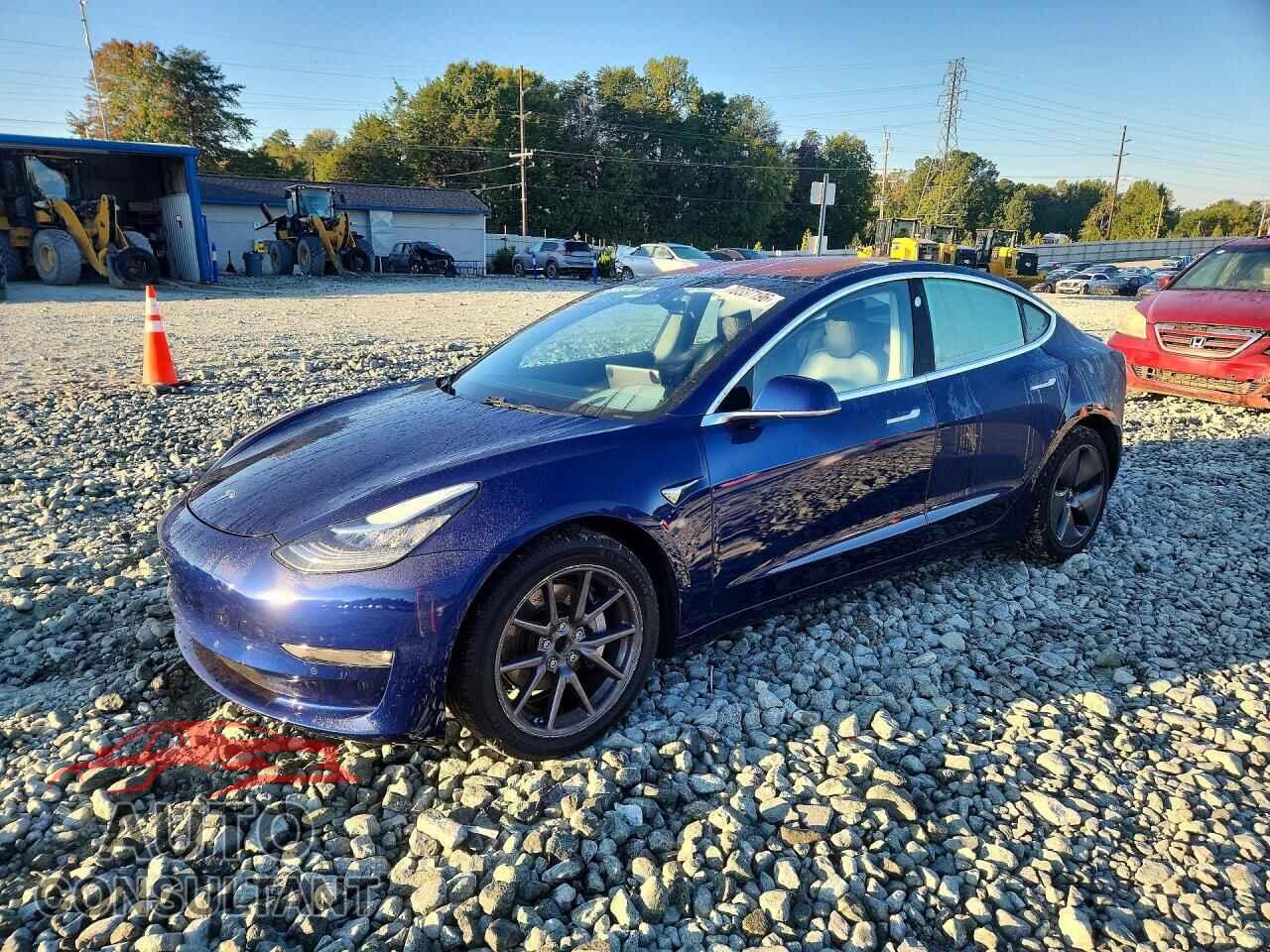 TESLA MODEL 3 2018 - 5YJ3E1EA8JF039606