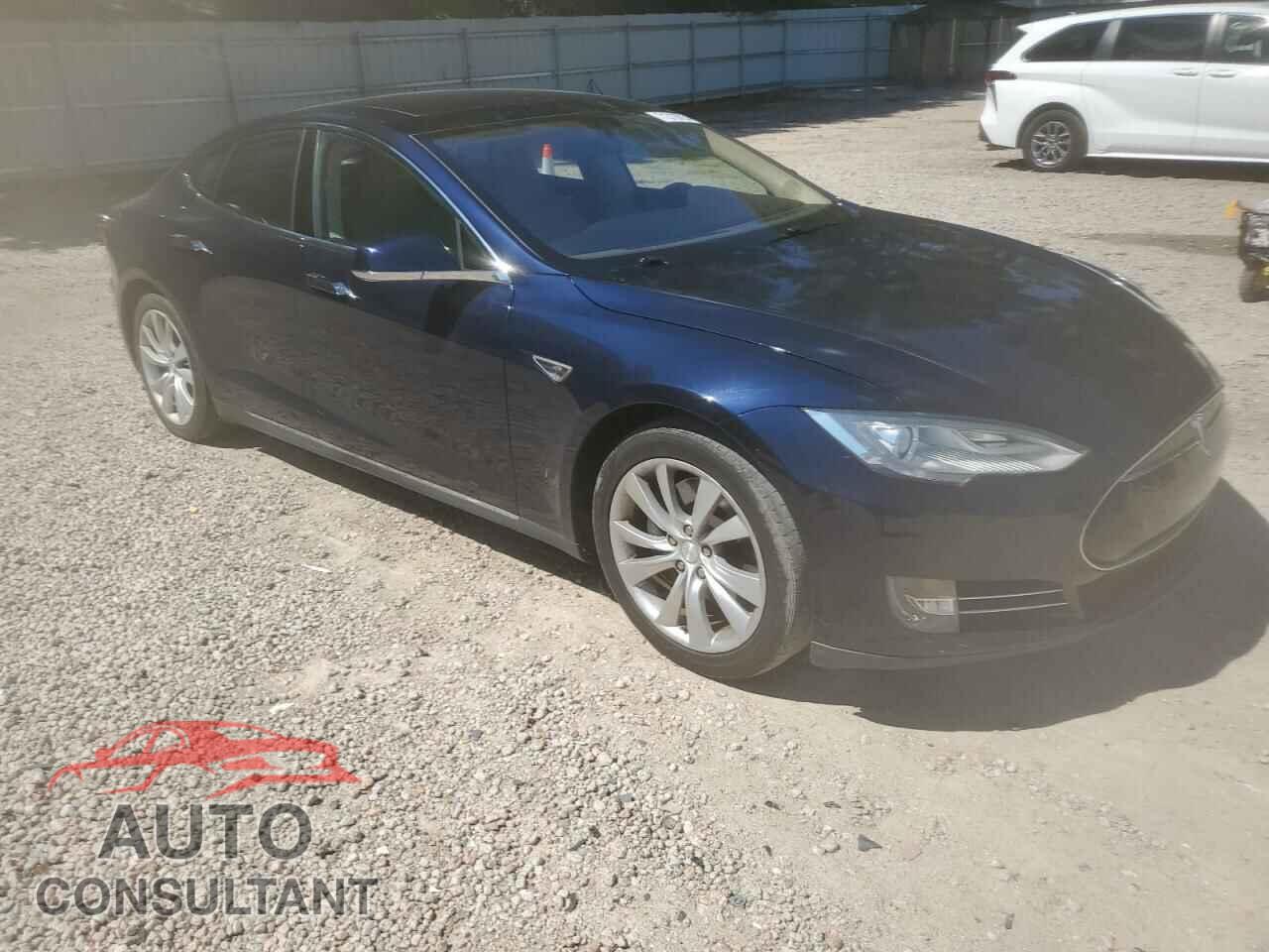 TESLA MODEL S 2014 - 5YJSA1S14EFP29385