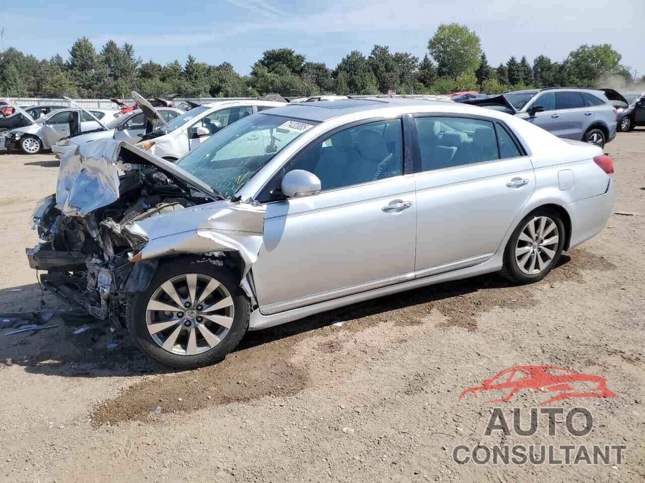TOYOTA AVALON 2011 - 4T1BK3DBXBU377006