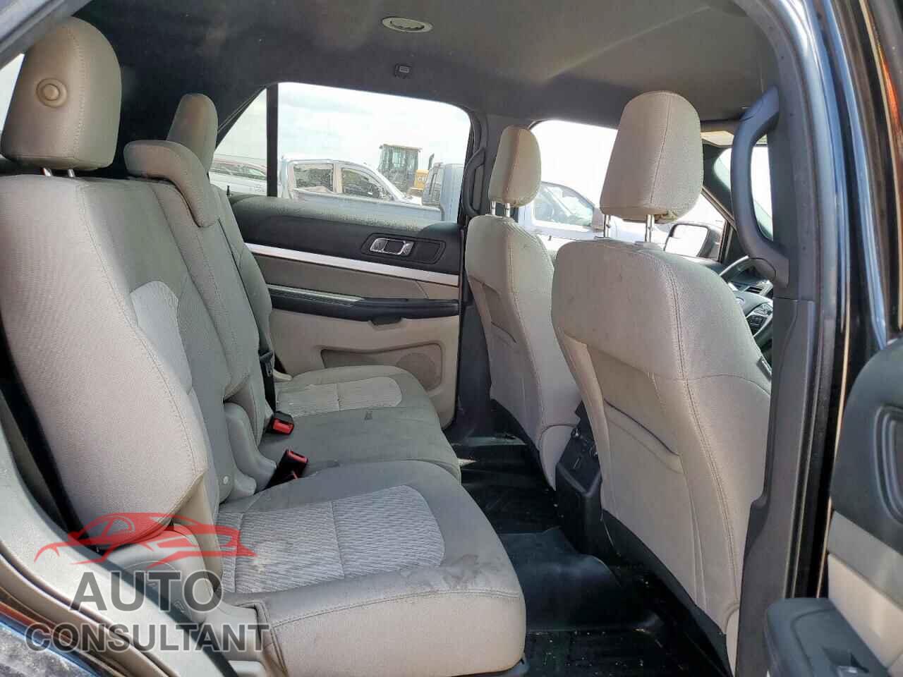 FORD EXPLORER 2019 - 1FM5K7B82KGA96182