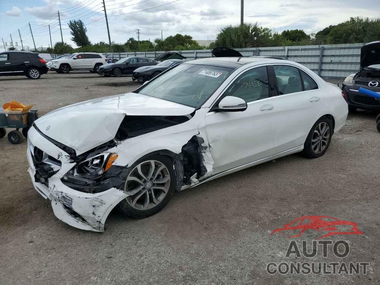 MERCEDES-BENZ C-CLASS 2017 - 55SWF4JBXHU205577