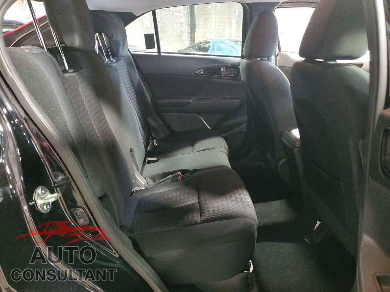 MITSUBISHI ECLIPSE 2018 - JA4AT3AA4JZ048662