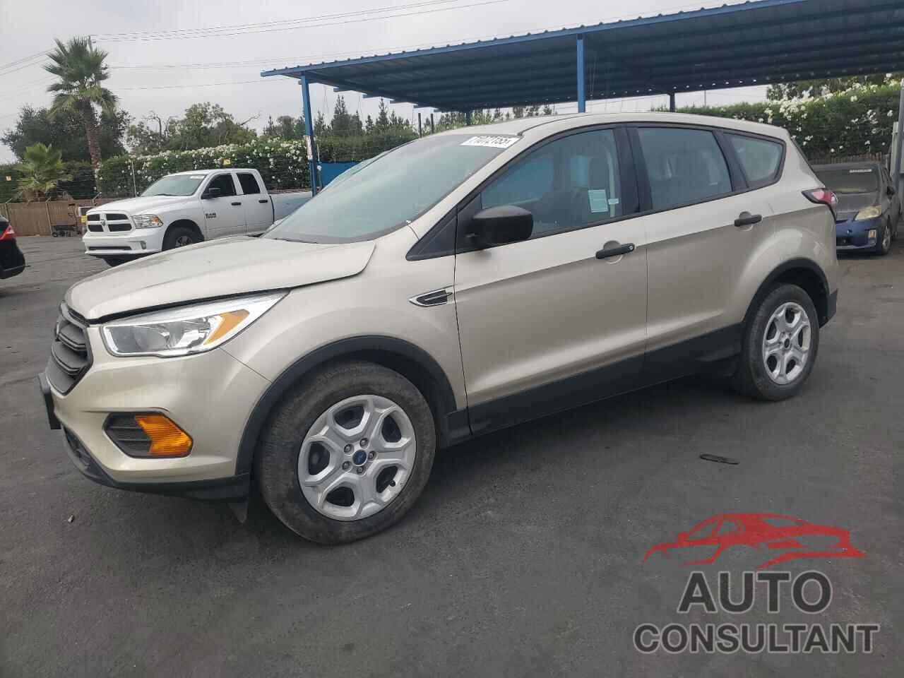 FORD ESCAPE 2017 - 1FMCU0F74HUC14740