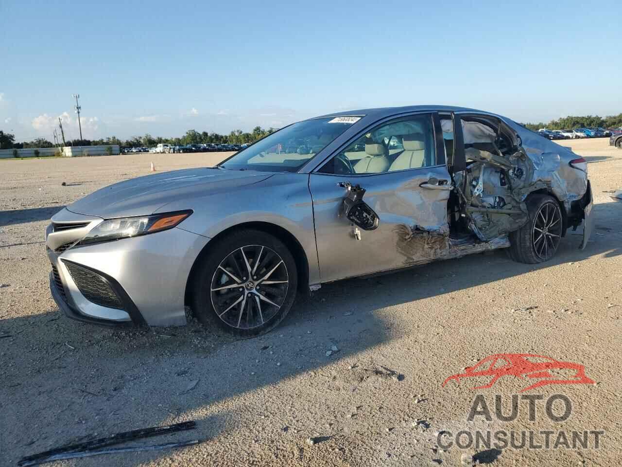 TOYOTA CAMRY 2022 - 4T1G31AK8NU575017