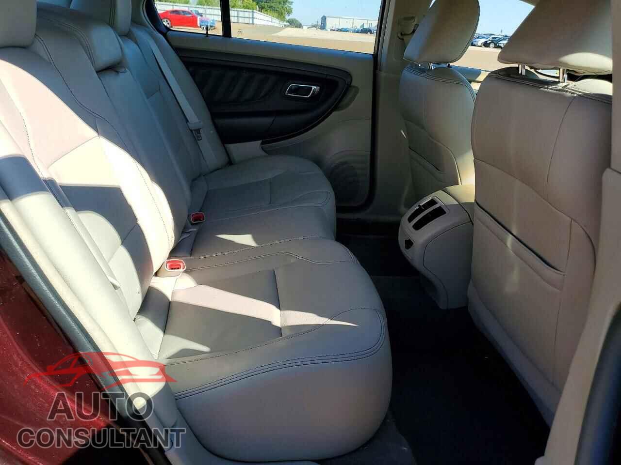 FORD TAURUS 2011 - 1FAHP2EW8BG102458