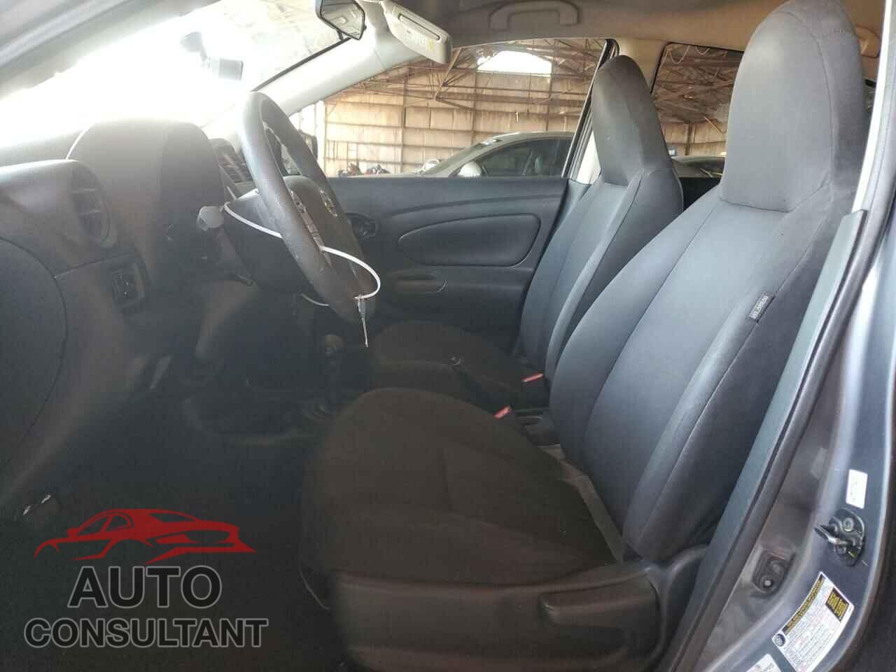 NISSAN VERSA 2017 - 3N1CN7AP4HL880530