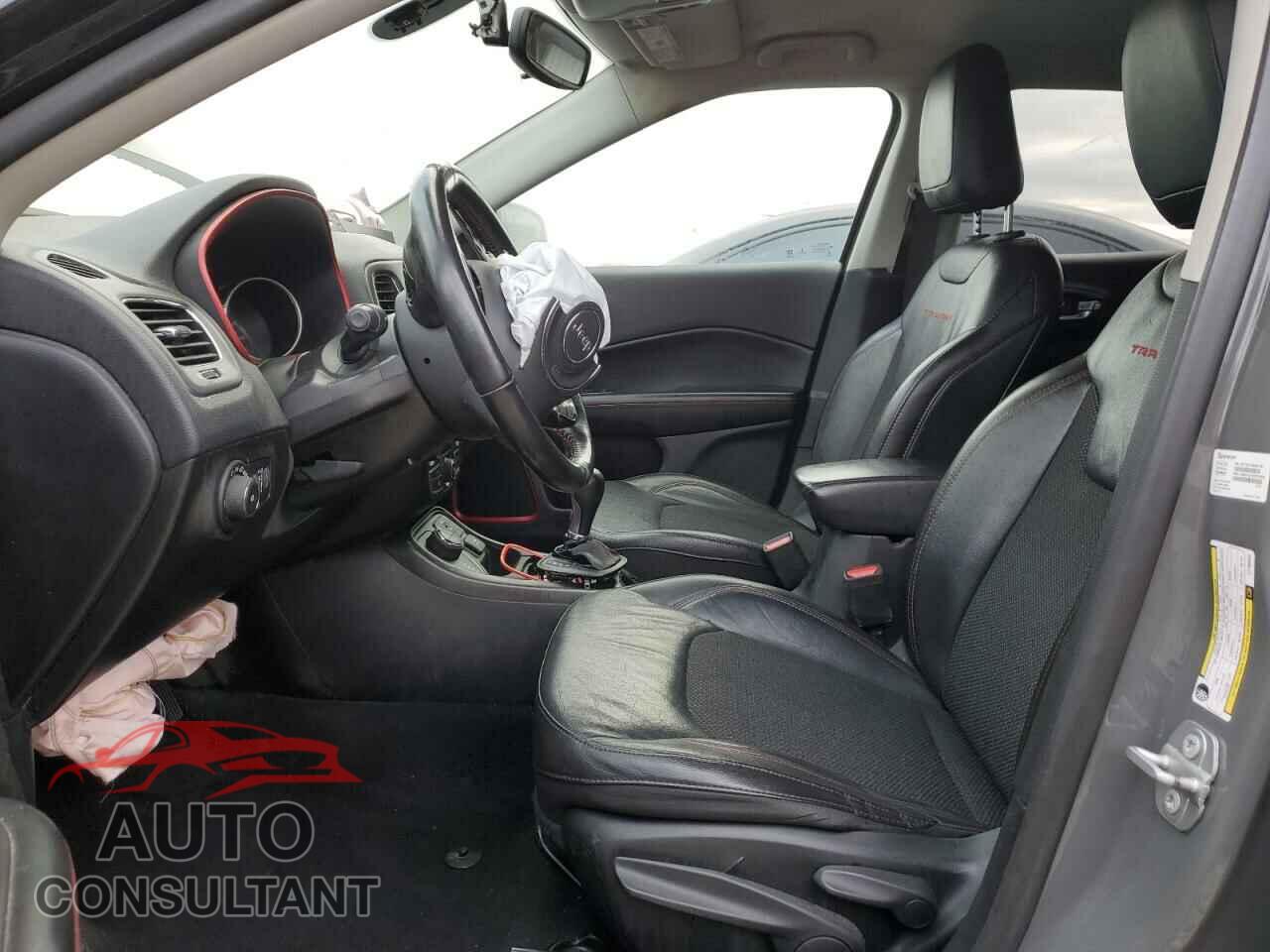 JEEP COMPASS 2020 - 3C4NJDDB3LT190552