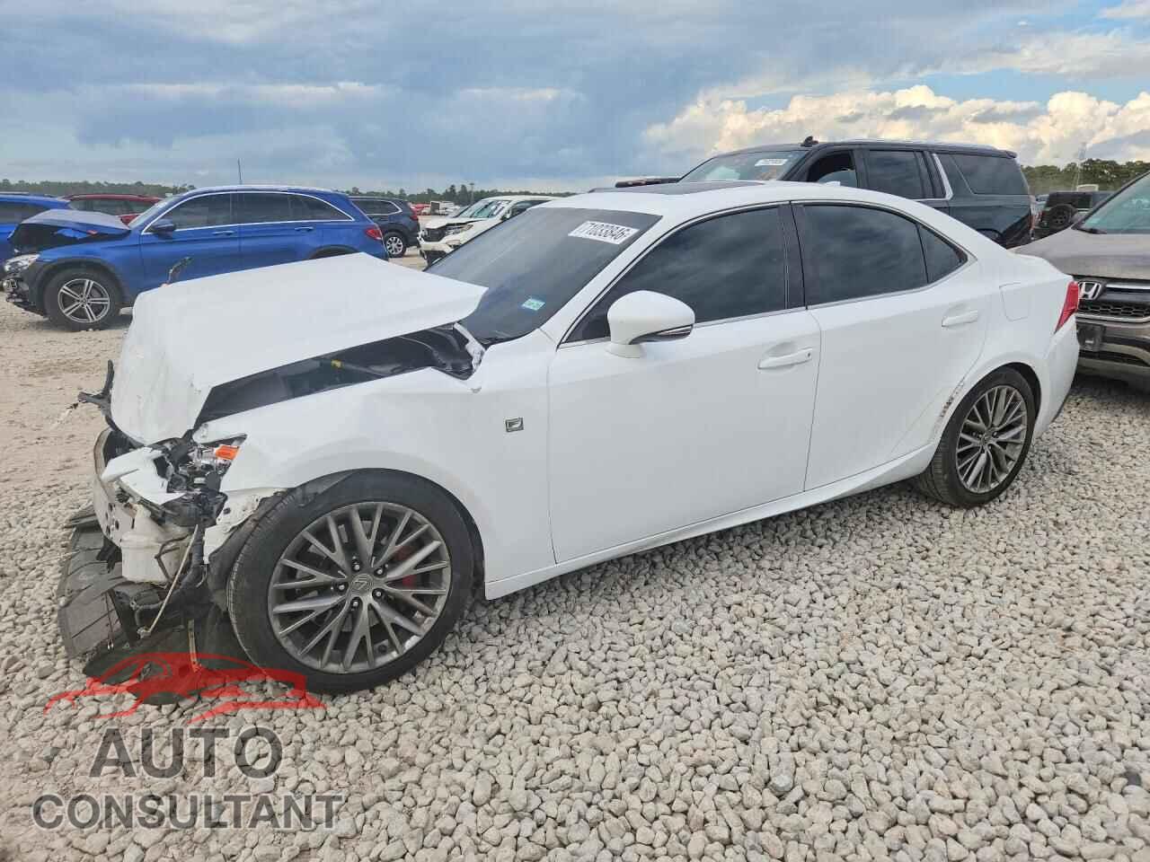 LEXUS IS 2016 - JTHBE1D25G5025855