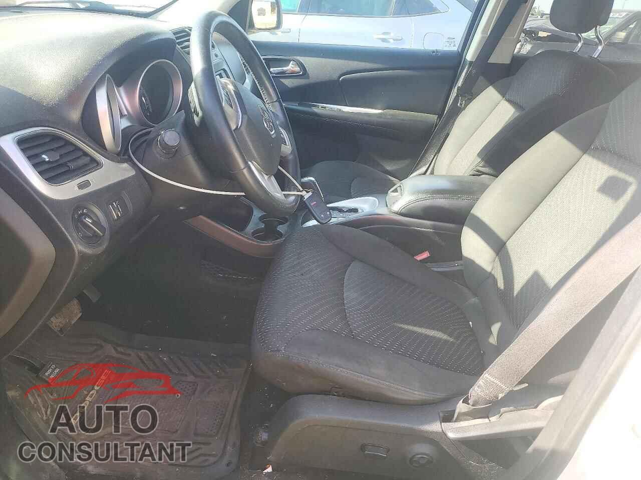 DODGE JOURNEY 2015 - 3C4PDCAB4FT531900