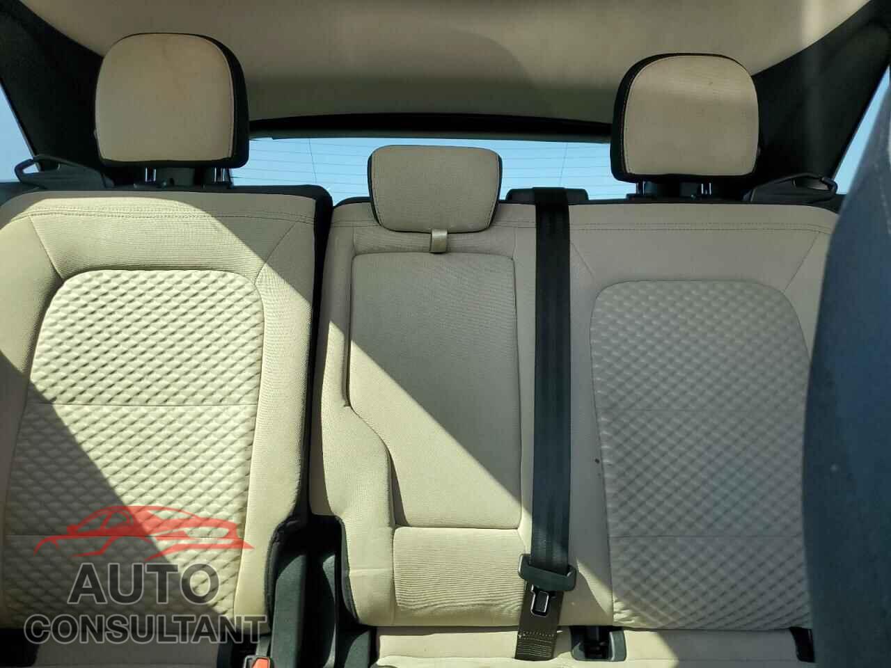 FORD ESCAPE 2020 - 1FMCU0G60LUA67573