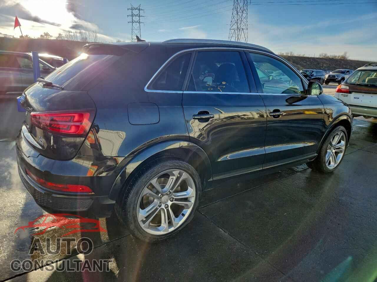 AUDI Q3 2016 - WA1GFCFS0GR005299