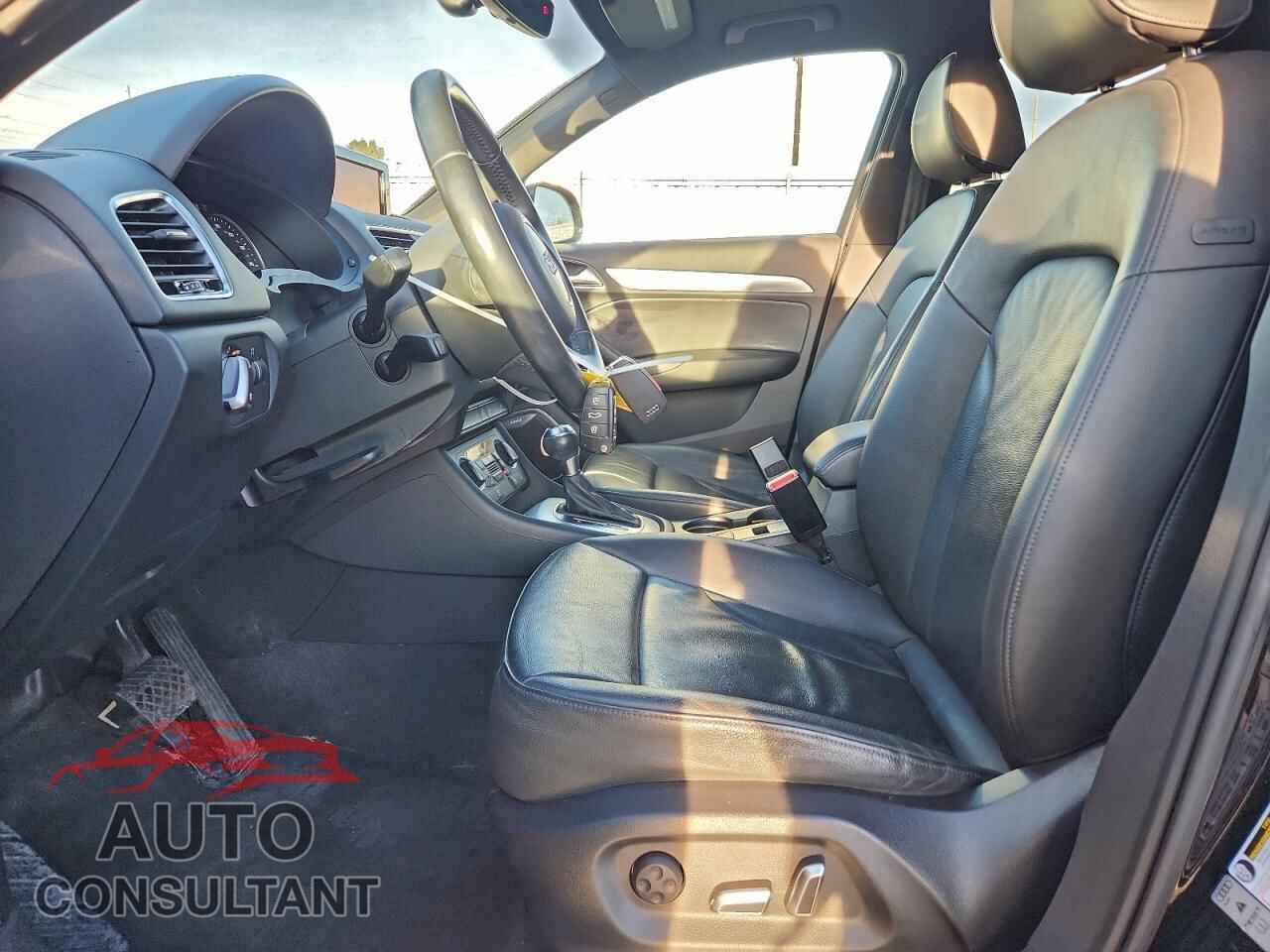 AUDI Q3 2016 - WA1GFCFS0GR005299