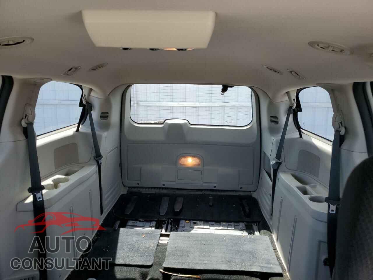 DODGE CARAVAN 2013 - 2C4RDGBG6DR660411