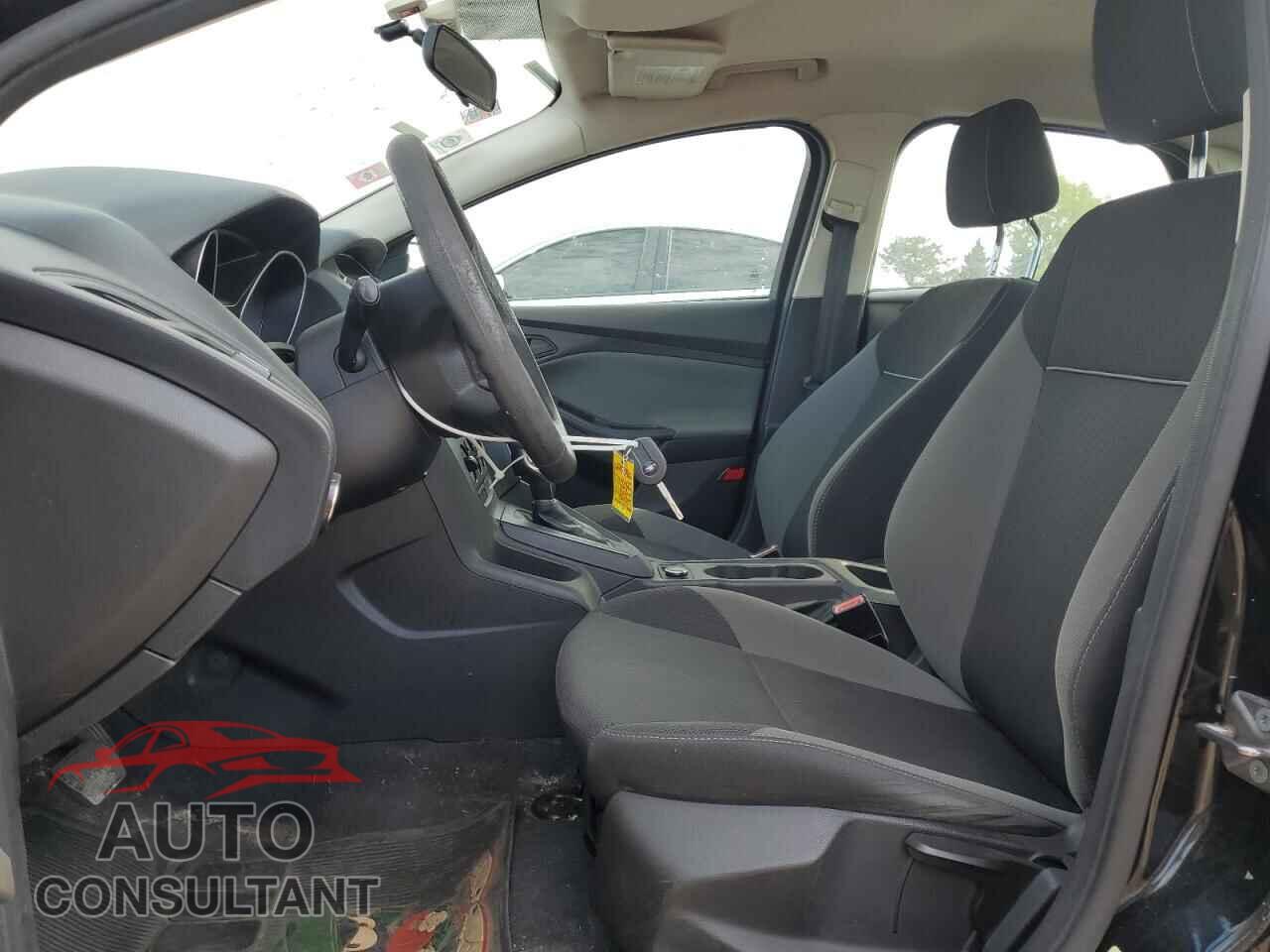 FORD FOCUS 2013 - 1FADP3E27DL275643